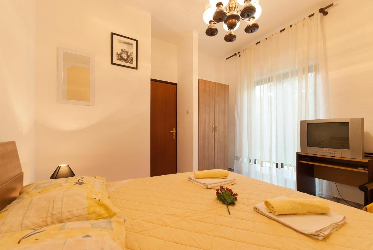 Weis Apartments Rovigno Camera foto