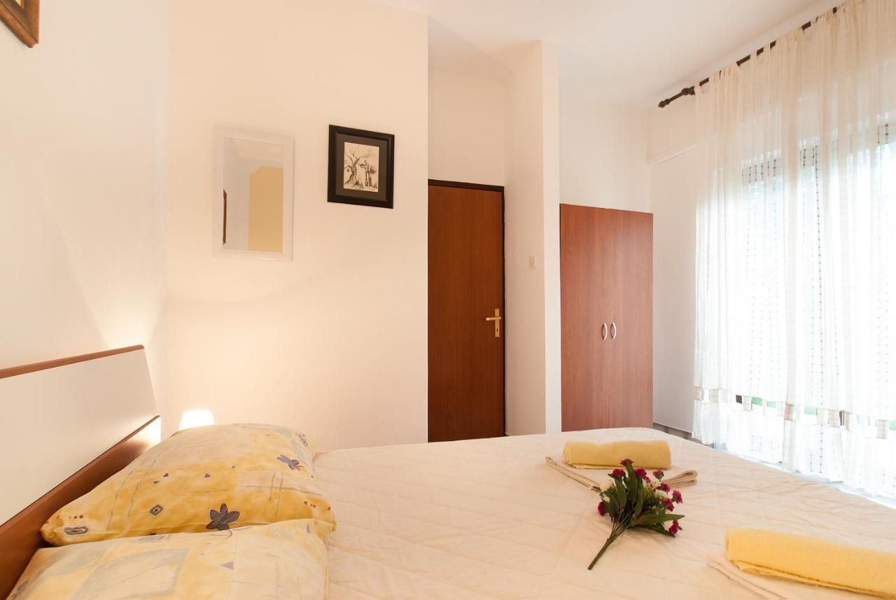Weis Apartments Rovigno Camera foto